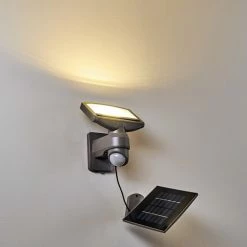 Hofstein Larvik Solar-Außenwandleuchte LED Grau, 1-flammig, Bewegungsmelder 35 Hofstein Larvik Solar-Außenwandleuchte LED Grau, 1-flammig, Bewegungsmelder -Günstiges Solarleuchten Geschäft larvik solar aussenwandleuchte h3303900 do1 12