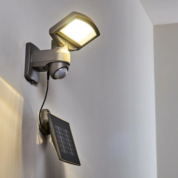 Hofstein Larvik Solar-Außenwandleuchte LED Grau, 1-flammig, Bewegungsmelder 5 Hofstein Larvik Solar-Außenwandleuchte LED Grau, 1-flammig, Bewegungsmelder – Bild 3