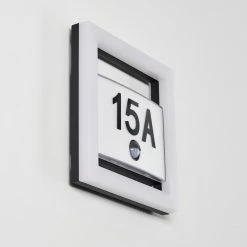 Hofstein Louisville Hausnummernleuchte LED Grau, 1-flammig, Bewegungsmelder -Günstiges Solarleuchten Geschäft louisville hausnummernleuchte h3303719 do1 11