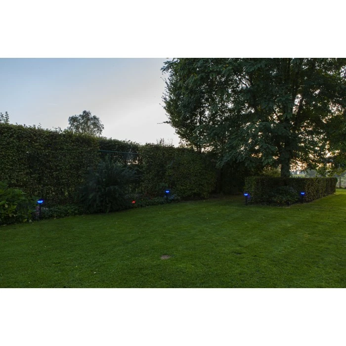 Lutec Lampen KARLO Wegeleuchte LED Schwarz, 1-flammig, Bewegungsmelder, Farbwechsler 11 Lutec Lampen KARLO Wegeleuchte LED Schwarz, 1-flammig, Bewegungsmelder, Farbwechsler – Bild 9