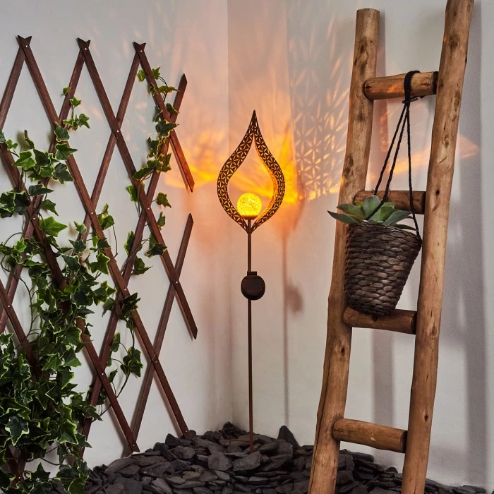 Hofstein Rovinj Solar-Kugelleuchte LED Rostfarben, 1-flammig 9 Hofstein Rovinj Solar-Kugelleuchte LED Rostfarben, 1-flammig – Bild 7