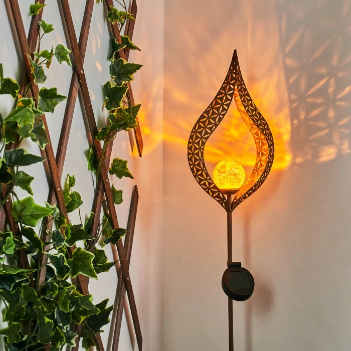 Hofstein Rovinj Solar-Kugelleuchte LED Rostfarben, 1-flammig 11 Hofstein Rovinj Solar-Kugelleuchte LED Rostfarben, 1-flammig – Bild 9