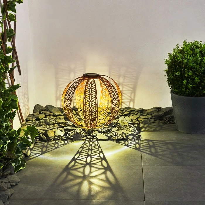 Hofstein Wasalea Solar-Kugelleuchte LED Schwarz, Bronze, 1-flammig 9 Hofstein Wasalea Solar-Kugelleuchte LED Schwarz, Bronze, 1-flammig – Bild 7